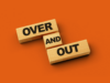 Bild zeigt Holzsteine mit dem Schriftzug "Over and Out" zum Blogbeitrag "Cloud Backup für Unternehmen"