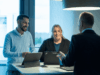 CRM-Projekt: Titelbild des E-Book "Einfach machen!" CRM-Beratung und -Lösungen | ORBIT CRM-Expert*innen im Gespräch